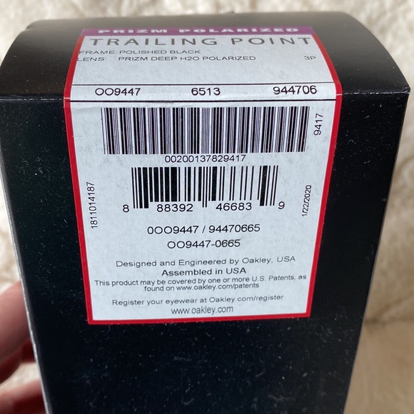 OAKLEY Prizm polarized sunglasses - Picture 2 of 9